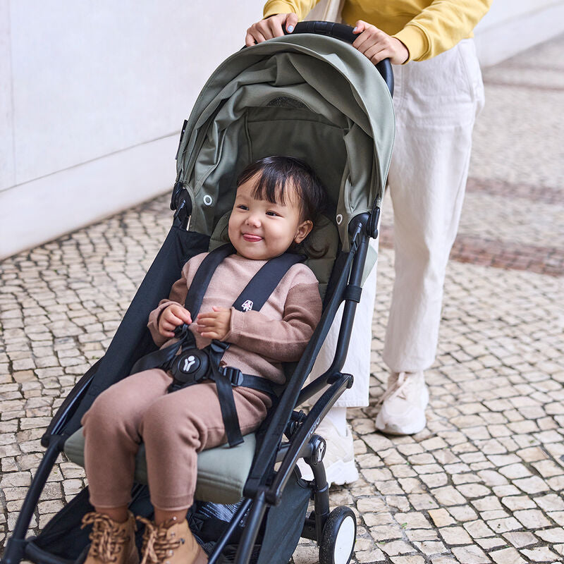 Introducing the BABYZEN™ YOYO²: The Ultimate Compact Stroller for Urban Explorers
