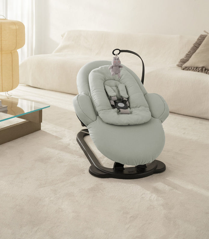 Stokke® Steps® Bouncer Soft Sage / Black Chassis